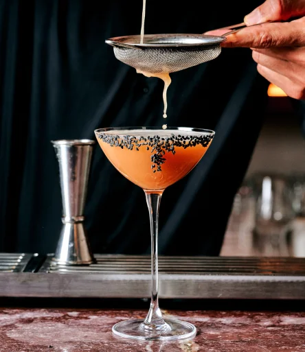 groupe-mar-doing-cocktails